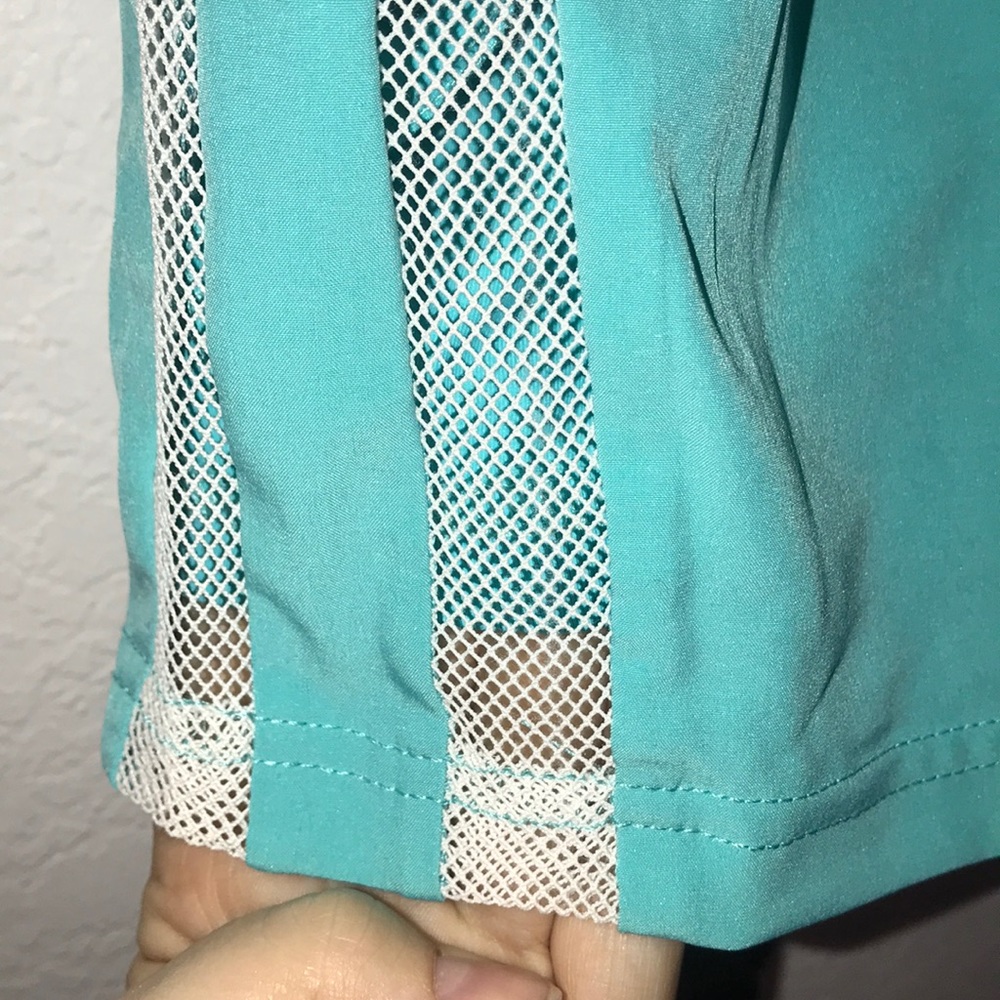Fabletics shorts size XL - Picture 5 of 6